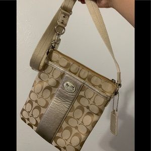 Coach shoulder bag